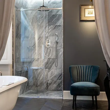 Bed and breakfast Corte Calzaiuoli Elegant 4*