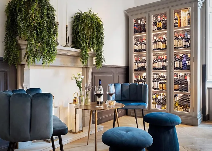 Corte Calzaiuoli Elegant Отель типа 